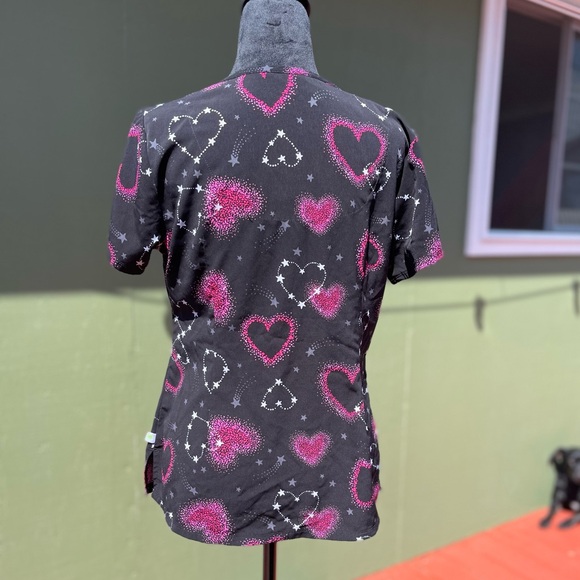 Scrub top size small healing hands - Picture 3 of 4